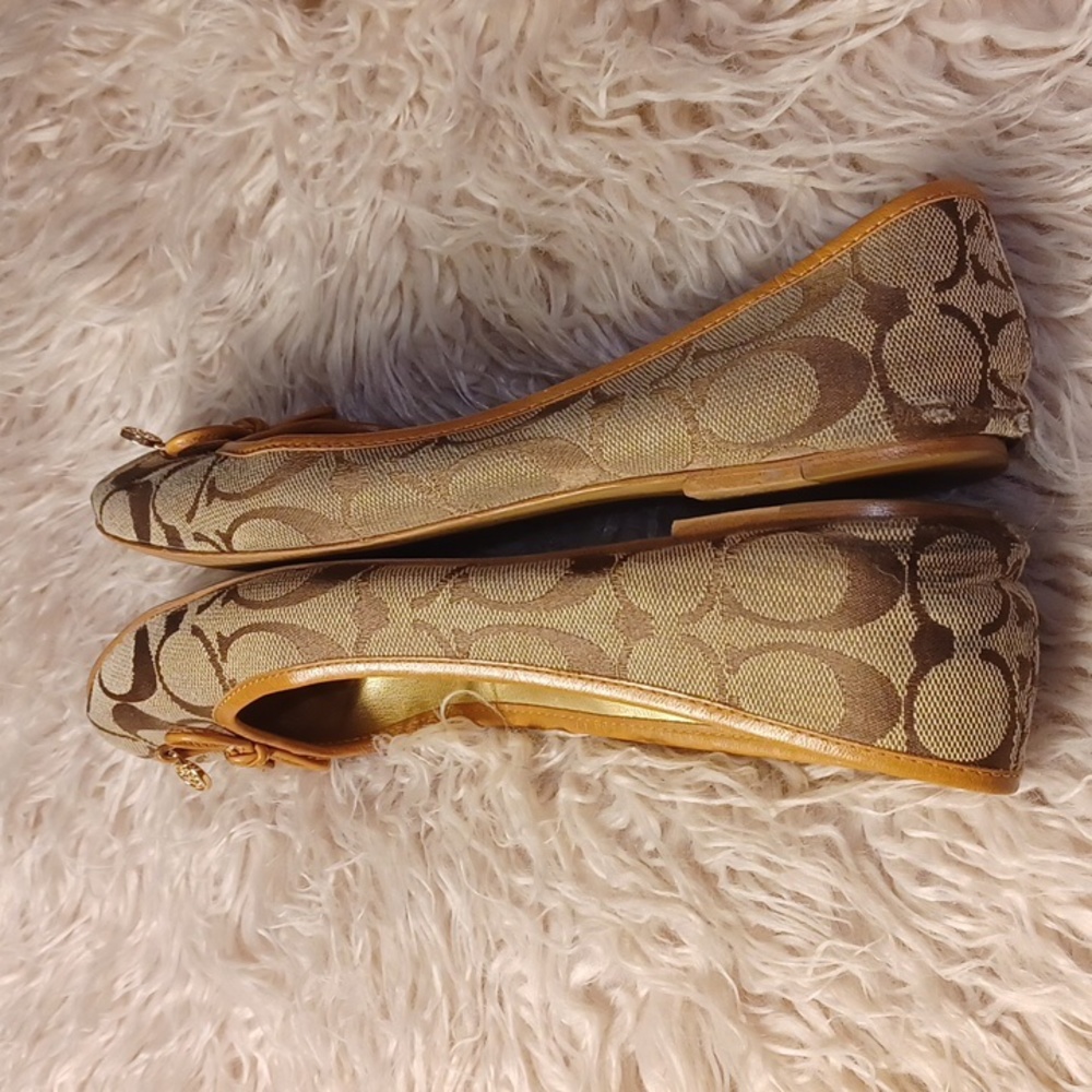 Coach  signature  flats - Picture 9 of 16
